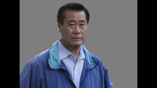 Ex-state senator Leland Yee asks judge to weigh wife's illness