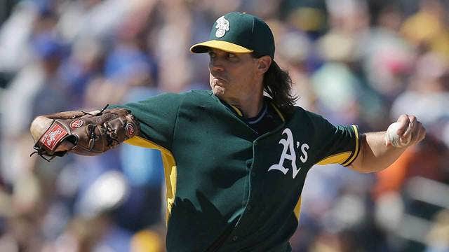 Zito rejoins the A's for 'storybook ending'