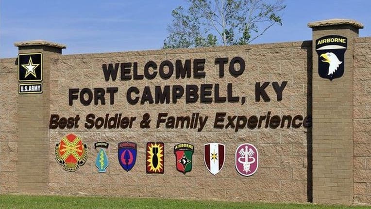 cd7a2dcd-2 soldiers killed in Kentucky helicopter crash