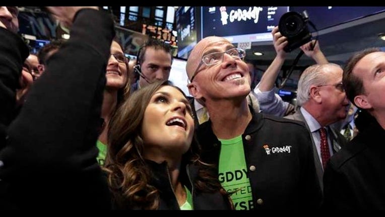 deb9ca63-28694076_7332492_G_20150731044209
