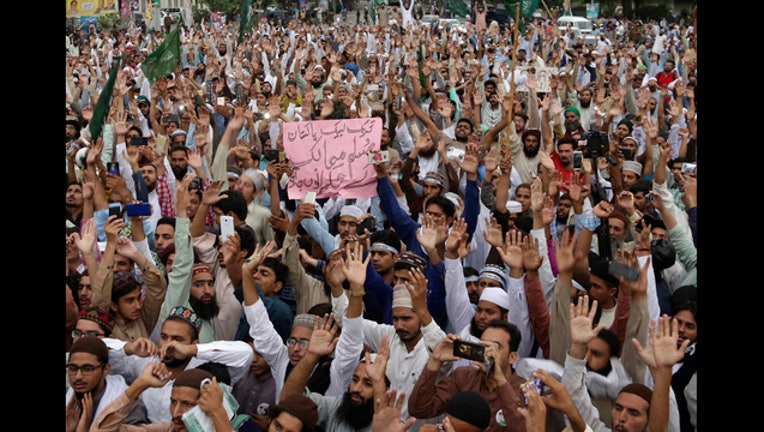 ff097bb8-Pakistan Myanmar Attacks_1504759657208