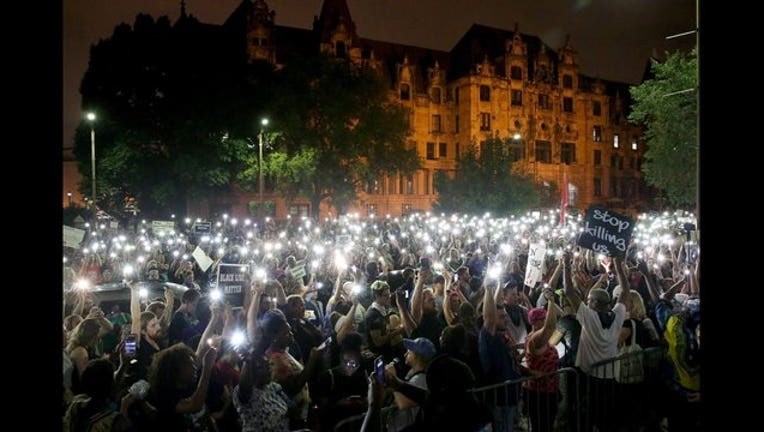 ecb84c59-Police Shooting St Louis_1505796656623