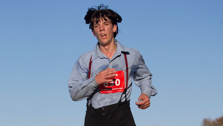 8a777286-Amish-Marathoner_1448055011144.jpg