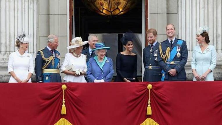 fd4710c6-Buckingham_Palace_new_1539114197651.JPG