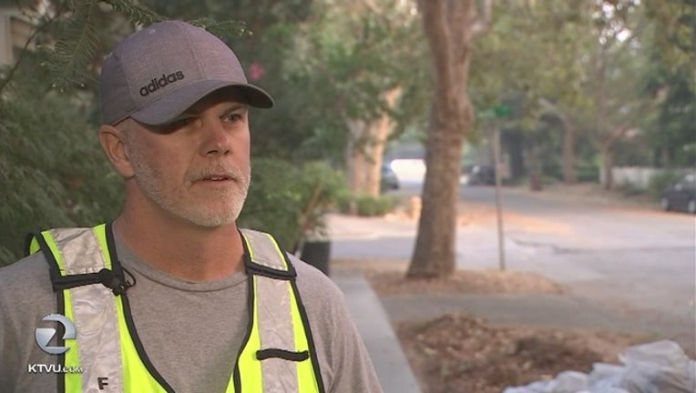 Calistoga_mayor_announces_mandatory_evac_0_20171013060506