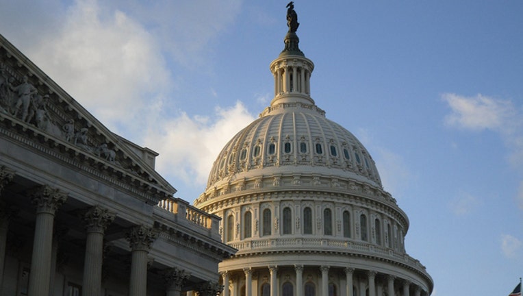 952c205b-Capitol generic-401720