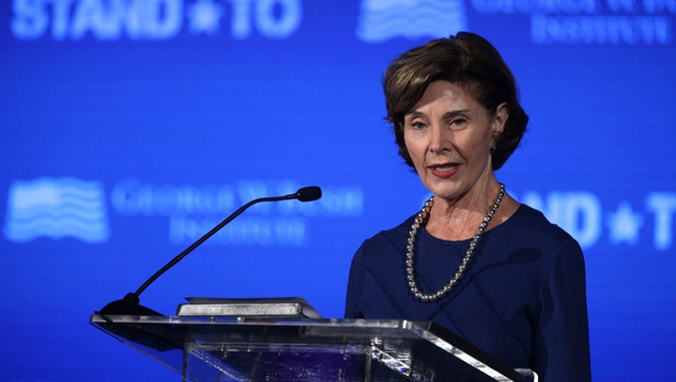 55f612cd-GETTY Former First Lady Laura Bush-404023