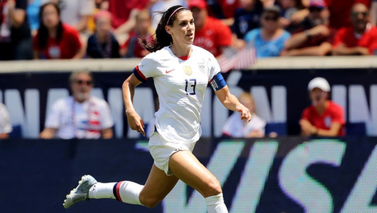 de65e0db-Alex Morgan GETTY-409650