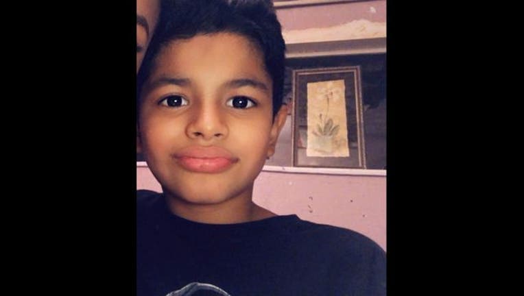 9d8bc7be-HandoutFox5_ZionJimenez_092518_1537908190219.jpg