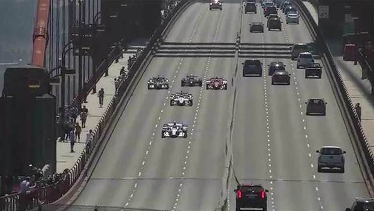 52c53400-Indycar-GG-Bridge
