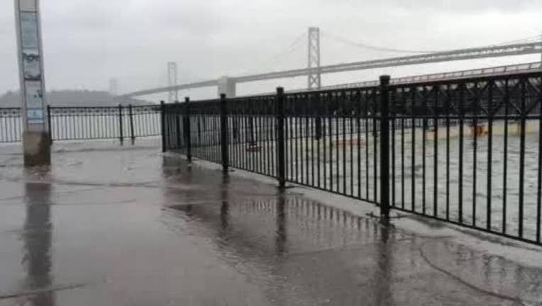 b014a615-King_Tides_flood_the_Embarcadero_0_528420_ver1.0_640_360_1547938498464.jpg