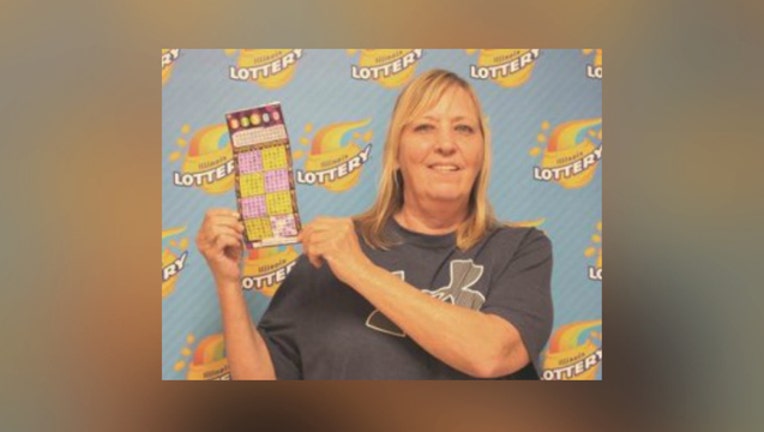 5b5cf98d-Lottery winner Janet Rodriguez-404023