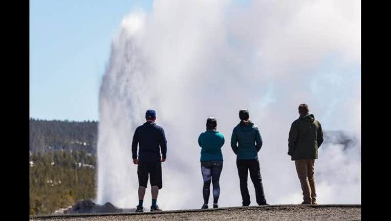 18ac8975-OldFaithful_1537296579663.jpg