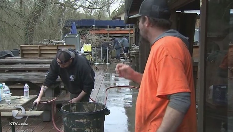 Russian_River_cleanup_in_Guerneville_0_20190302063843