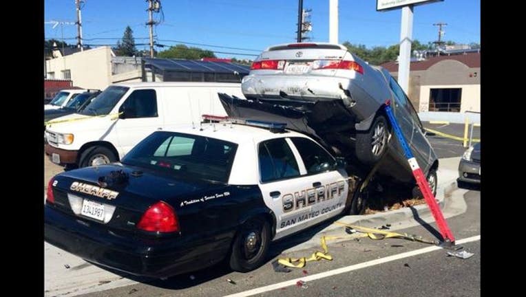 88efba6c-San_Mateo_crash_1461602787501.JPG