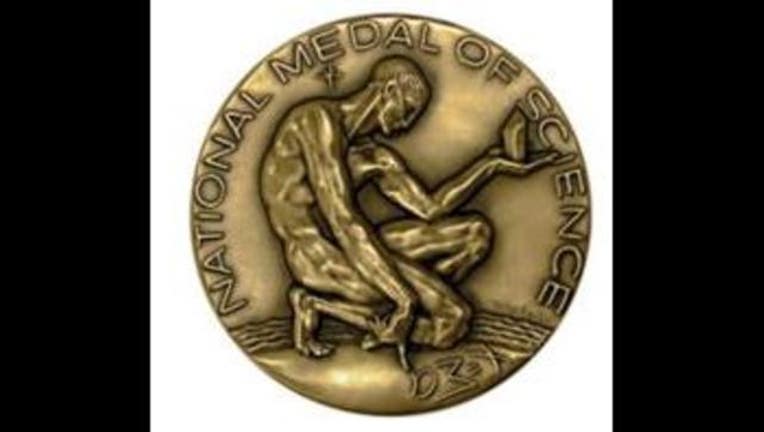 3fd944e8-ScienceAward_1451309031584.JPG