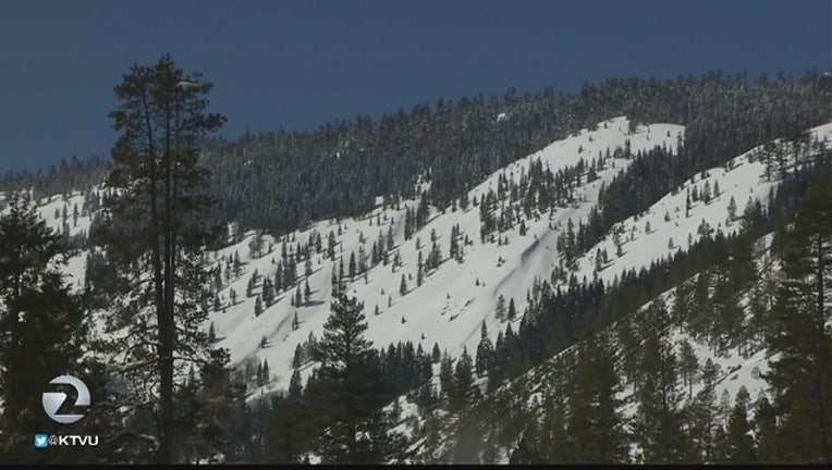 468f2f7d-Snowpack_may_pose_danger_0_20170420002932
