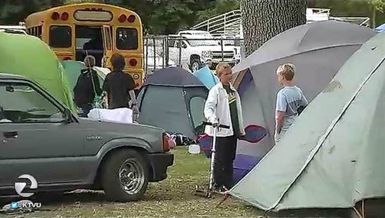 11129b90-VALLEY_FIRE__Officials_look_to_get_schoo_0_20150916015844