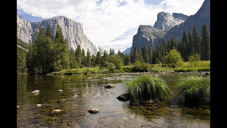 5fe66602-Yosemite air pollution_1531946463303.jpg.jpg