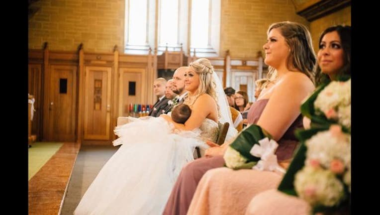 4687f8d2-breastfeeding_mom_1467220559000.JPG