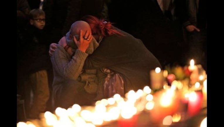 f5e0161f-Mourning Paris victims
