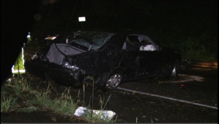 1641276d-Man killed in rollover crash off Highway 580 in Oakland
