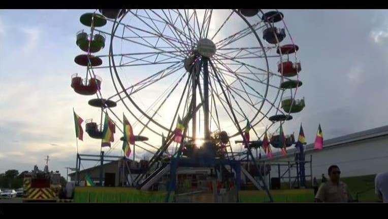 5576df8c-ferris wheel_1470768491036.JPG