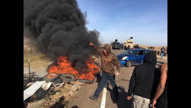 f64bfc7a-Oil Pipeline Protest_1477608180272