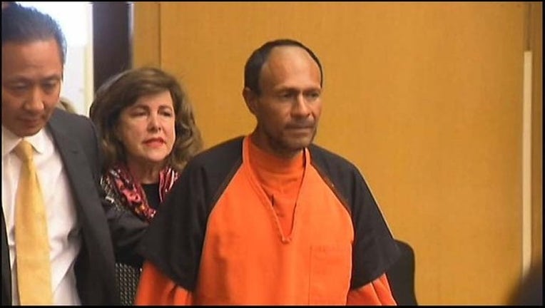 d56c4557-sanchez court_1440536768920.jpg