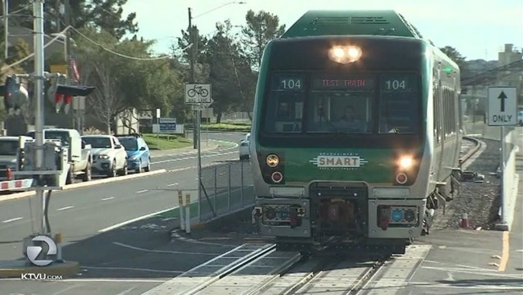 9b517962-smart train_1511752525670.jpg