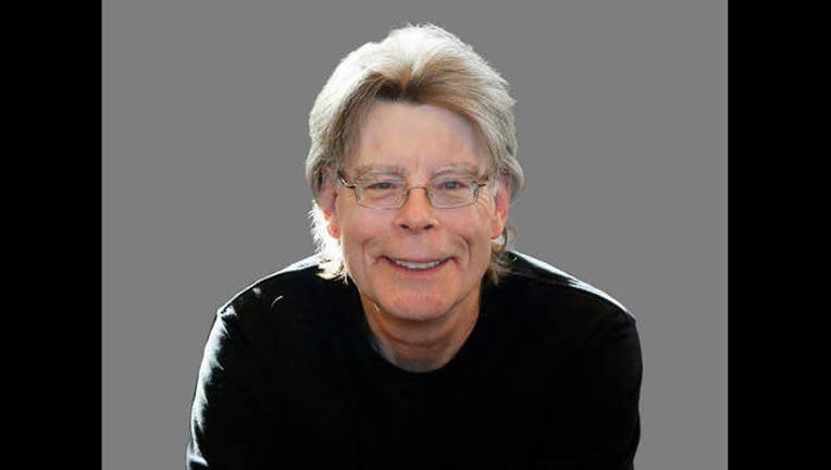 7ce043b7-stephen king_1497391975668.jpg