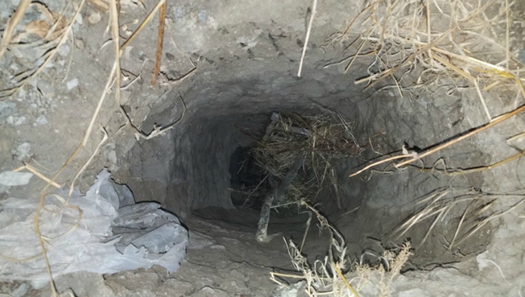 ca5a0adb-Smuggling tunnel near San Diego-404023