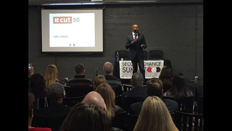 b0cbafcc-vanjones_1481250947761.jpg