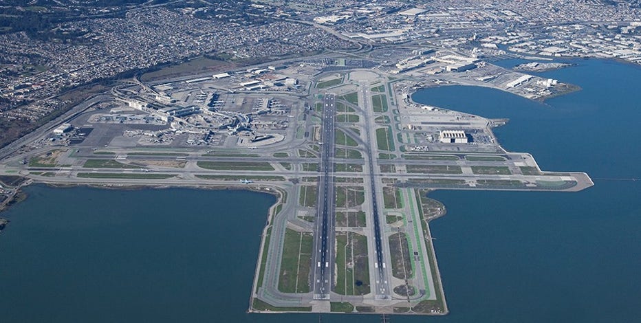 Flying issues persist as FAA ramps up flight reductions at 40 US airports