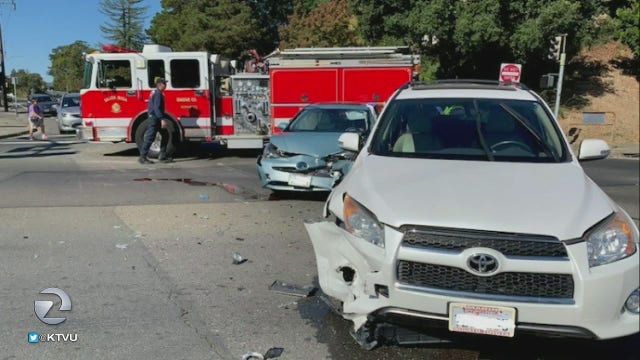 PG&E blackouts mean traffic signals out; dozens of crashes reported in North Bay