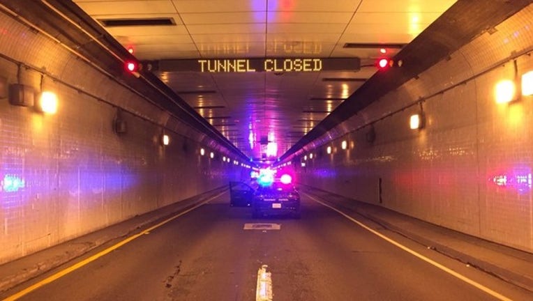 b92a2f57-Caldecott Tunnel_1522090855651.jpg_5221186_ver1.0_2560_1440_1569695940709.jpg.jpg