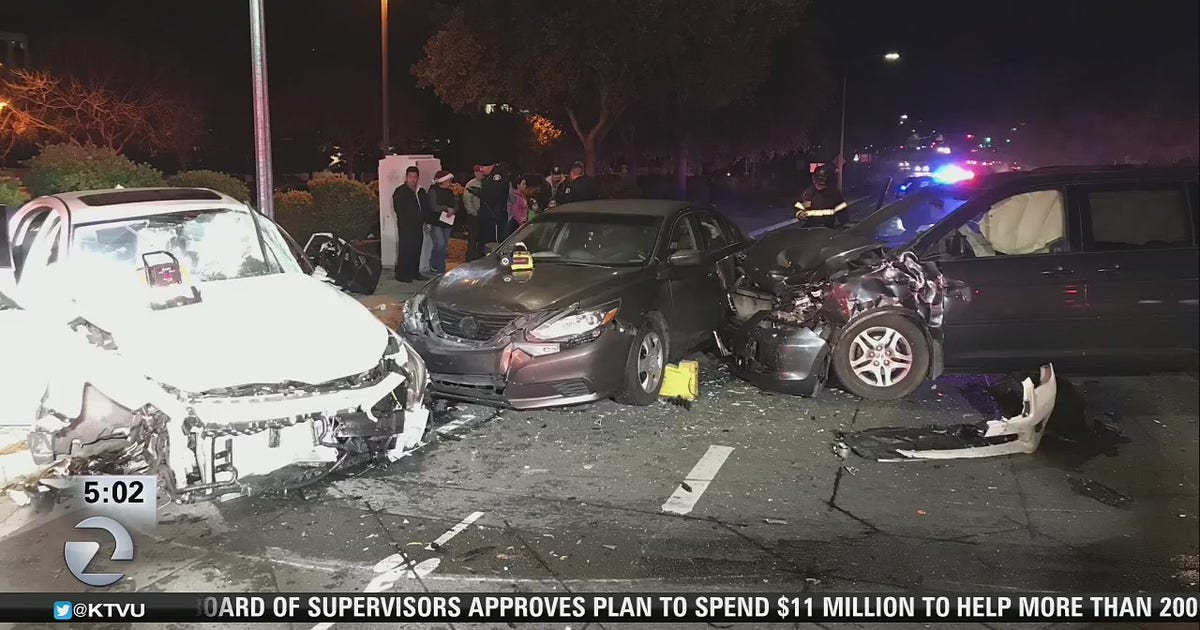 Six-vehicle crash in San Jose injures three | KTVU FOX 2