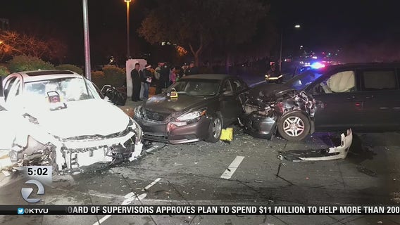 Six-vehicle crash in San Jose injures three