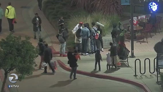 Off-duty officer attacked by teens in Emeryville after helping woman robbed of cellphone