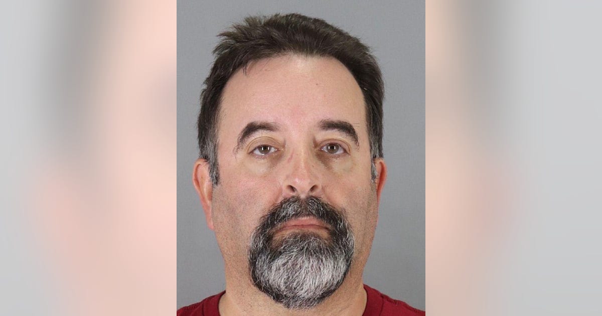 San Carlos man arrested for possession of child pornography | KTVU FOX 2