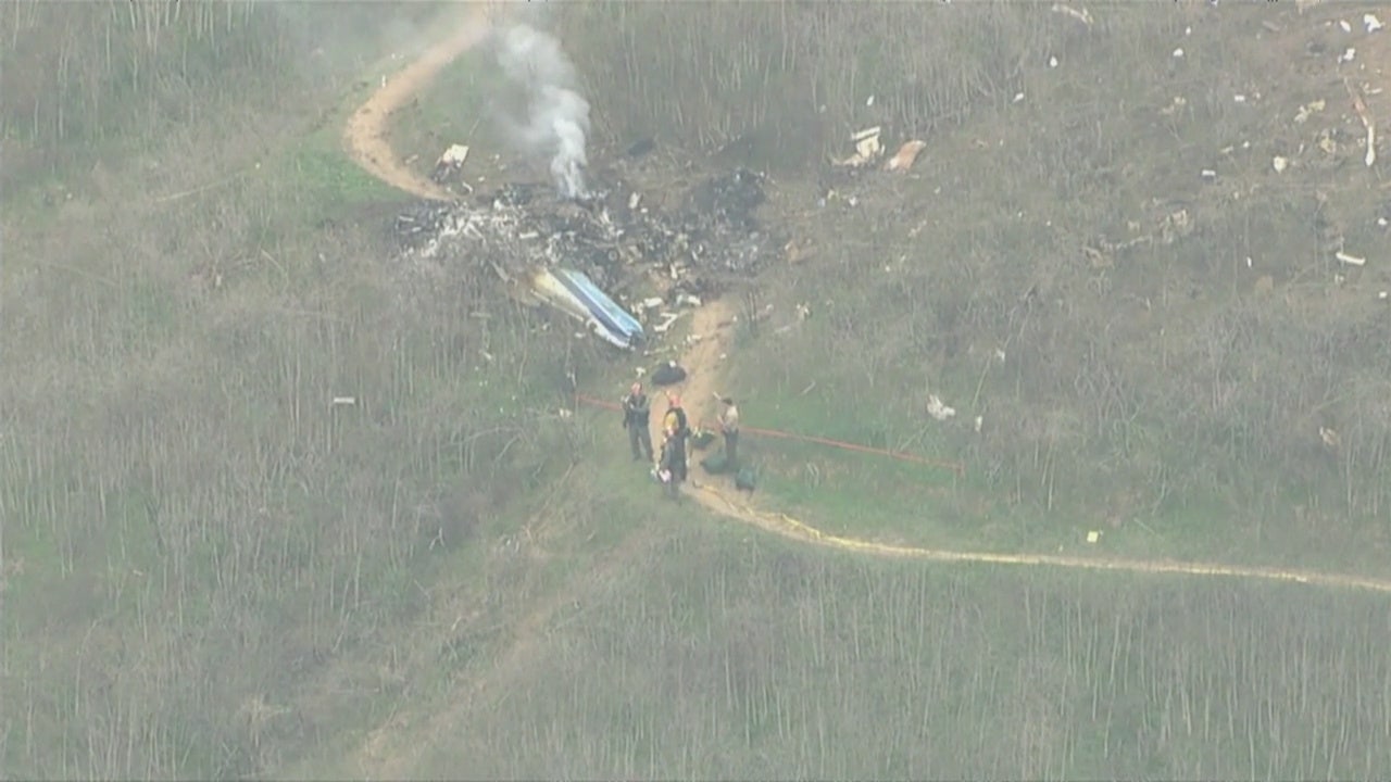 Raw Scene Of Helicopter Crash That Killed Nine Including Nba Star Kobe Bryant Raw Scene Of Helicopter Crash That Killed Nine Including Nba Star Kobe Bryant