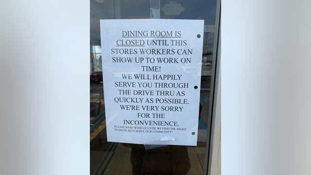 Taco Bell apologizes after sign appears at restaurant calling out workers for showing up late