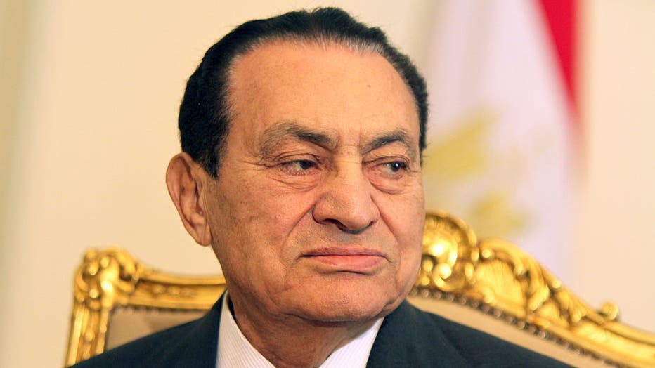 Egyptian President Hosni Mubarak meets w