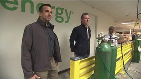 Gov. Newsom, Mayor Liccardo tour Sunnyvale company refurbishing ventilators