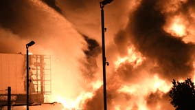 4-alarm fire destroys warehouse and restaurant in San Francisco