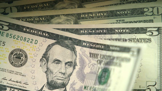 Contaminated cash may spread coronavirus, World Health Organization warns