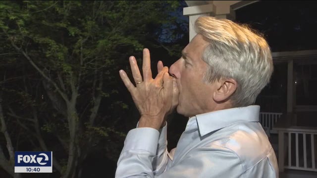 California community howls to stay connected in quarantine