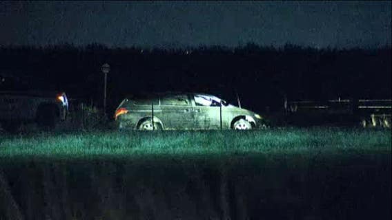 Vacaville police shoot twice at driver of stolen minivan