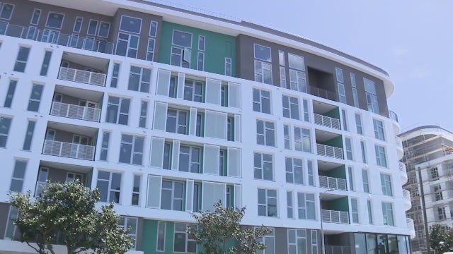 Rent is going down in Los Angeles due to pandemic