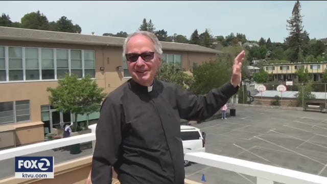 Larkspur parishioners surprise clergy with drive-by procession